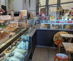 Nhà hàng Rolls Sixty-six - 1