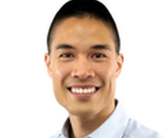 Bác sỹ da Matthew Nguyen - 1