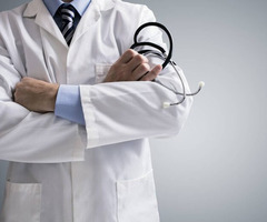 BS chiropractor Ha Tran